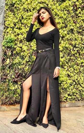 7699949996, 21 Indian female escort, Delhi