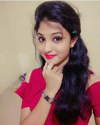 riya, 23 Indian female escort, Delhi